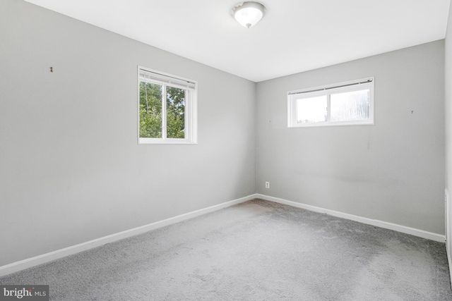 7025 STRATHMORE ST, Falls Church, VA 22042