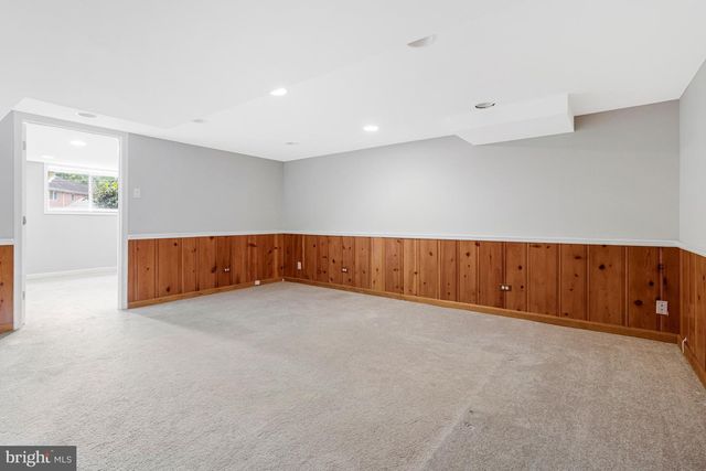 7025 STRATHMORE ST, Falls Church, VA 22042