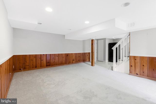 7025 STRATHMORE ST, Falls Church, VA 22042