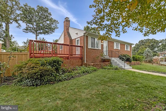 7025 STRATHMORE ST, Falls Church, VA 22042