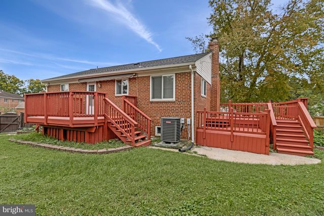 7025 STRATHMORE ST, Falls Church, VA 22042
