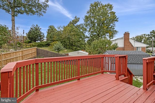 7025 STRATHMORE ST, Falls Church, VA 22042