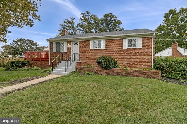7025 STRATHMORE ST, Falls Church, VA 22042