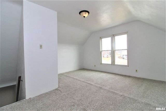 214 ANNA Street, East Peoria, IL 61611