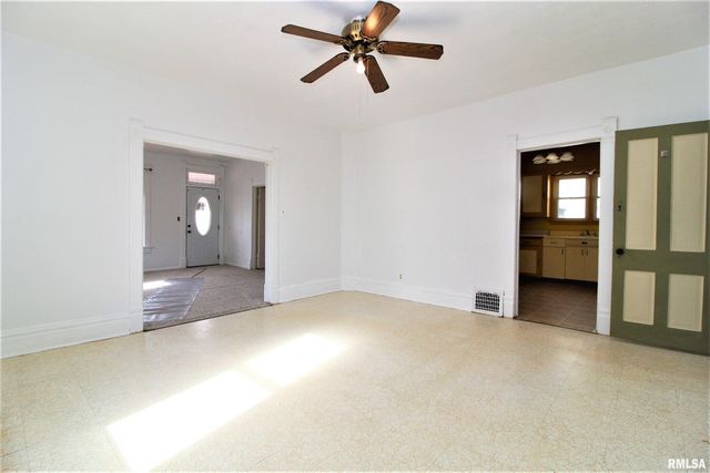 214 ANNA Street, East Peoria, IL 61611