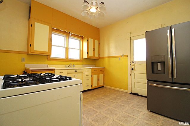 214 ANNA Street, East Peoria, IL 61611