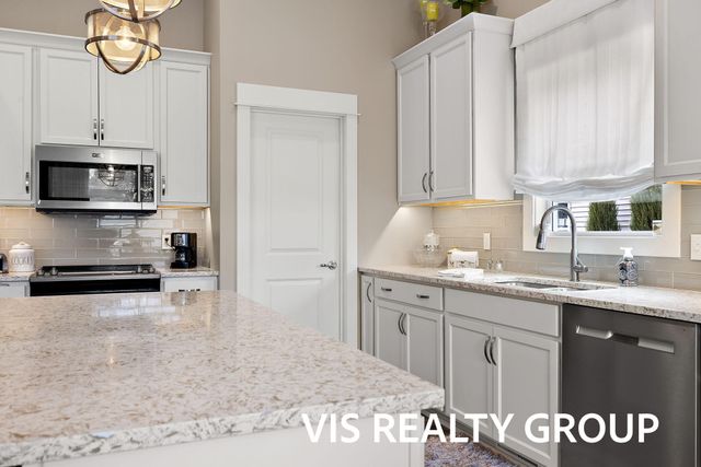 16501 Wickshire Place, Spring Lake, MI 49456