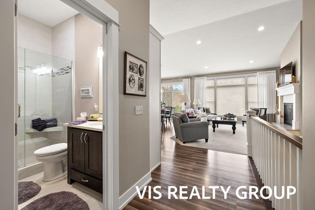16501 Wickshire Place, Spring Lake, MI 49456