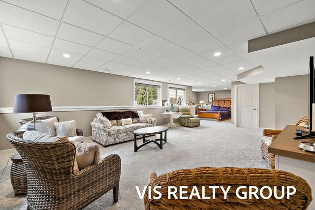 16501 Wickshire Place, Spring Lake, MI 49456