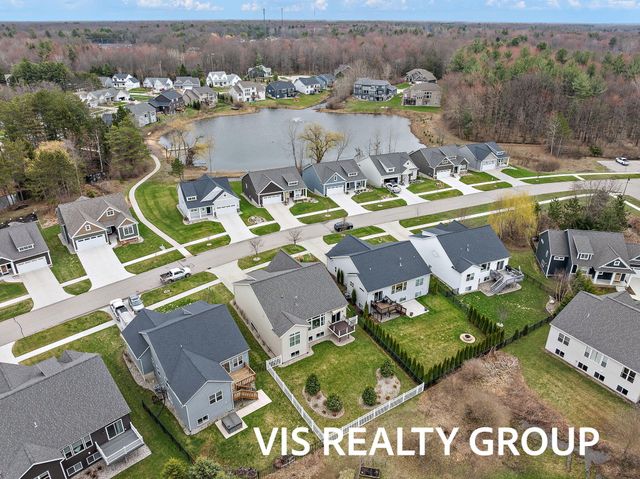 16501 Wickshire Place, Spring Lake, MI 49456