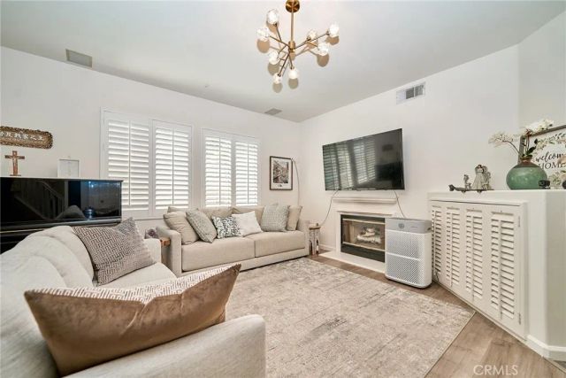 921 Somerville, Irvine, CA 92620