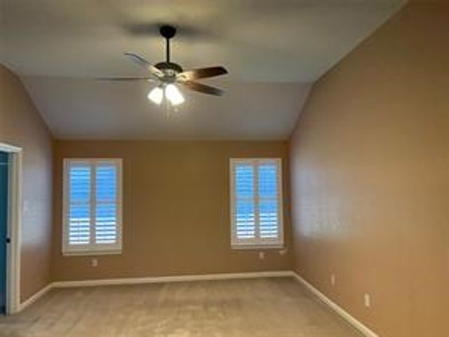 2912 Hollow Valley Drive, Fort Worth, TX 76244