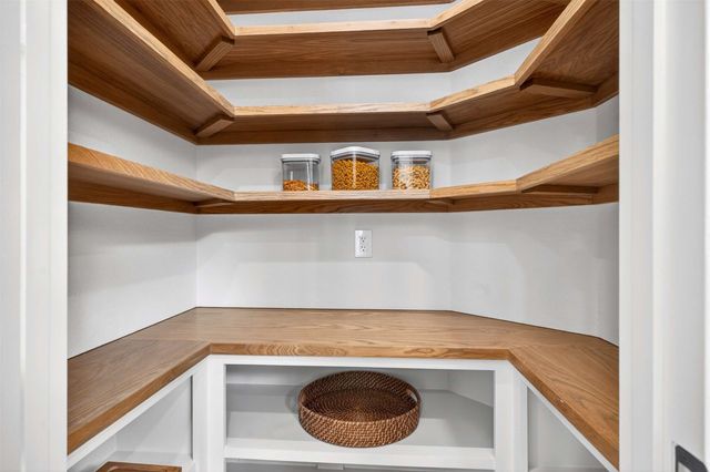 6433 Rockbluff Circle, Plano, TX 75024