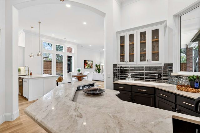 6433 Rockbluff Circle, Plano, TX 75024