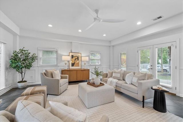 1913 Heathridge SE Court, Smyrna, GA 30080