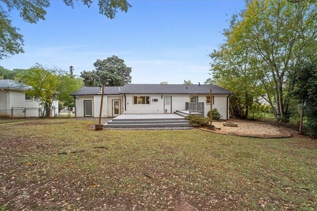 1913 Heathridge SE Court, Smyrna, GA 30080