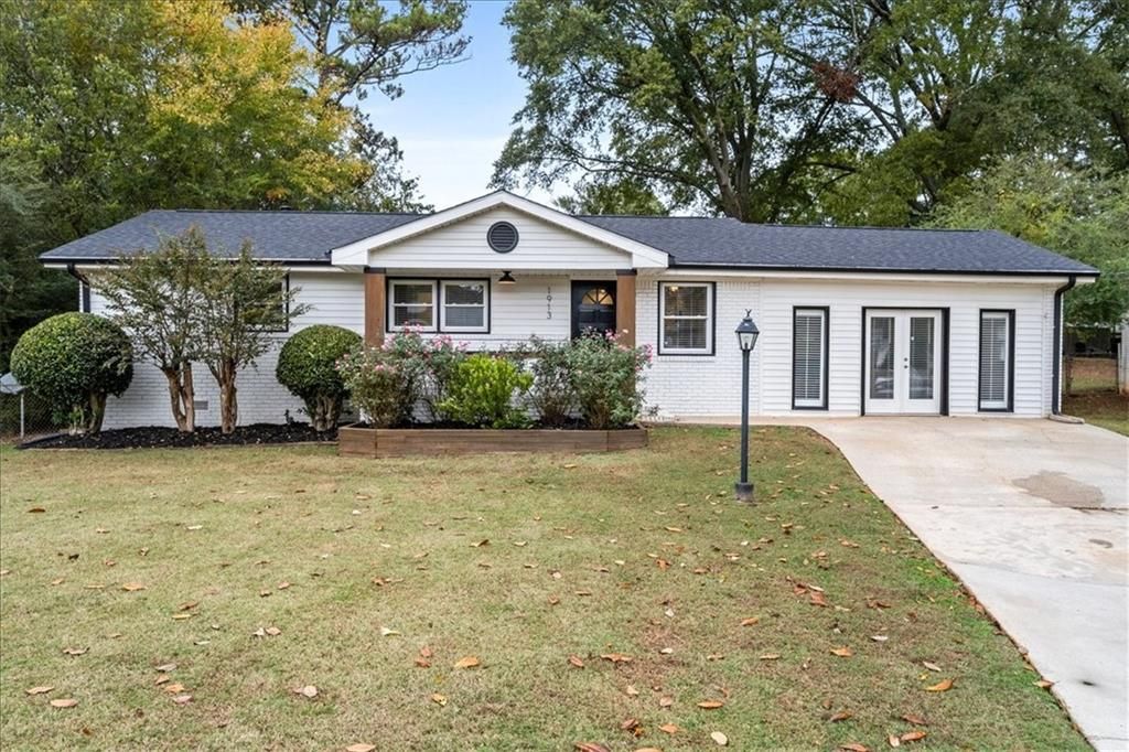 1913 Heathridge SE Court, Smyrna, GA 30080