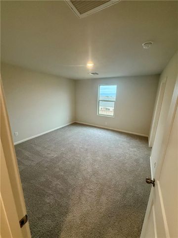 5543 S Glacier Creek Rd, Fort Mohave, AZ 86426