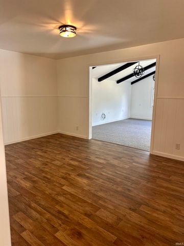 2214 N Wabash Road, Marion, IN 46952