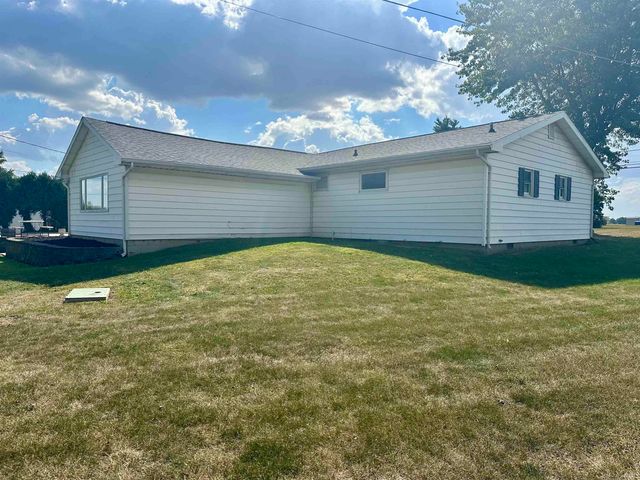 2214 N Wabash Road, Marion, IN 46952