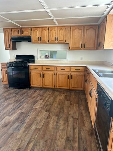 2214 N Wabash Road, Marion, IN 46952