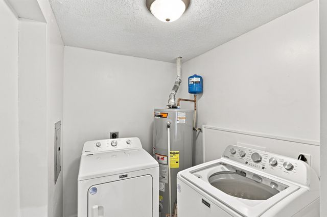 203 Rebecca Ln, Clarksville, TN 37042