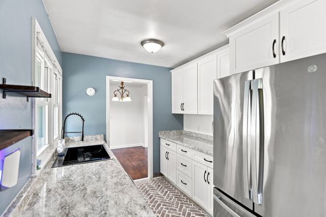 203 Rebecca Ln, Clarksville, TN 37042