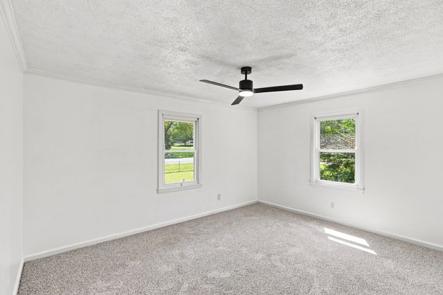 203 Rebecca Ln, Clarksville, TN 37042