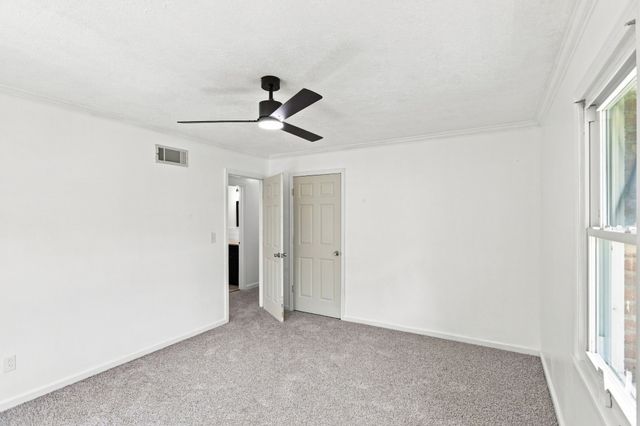 203 Rebecca Ln, Clarksville, TN 37042
