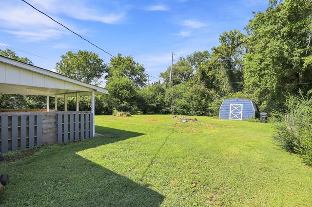203 Rebecca Ln, Clarksville, TN 37042