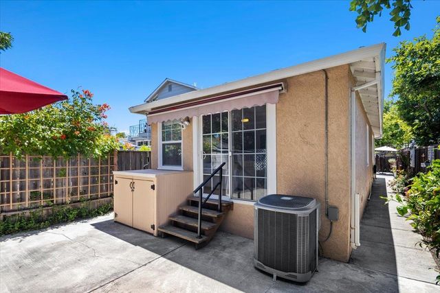 3523 Page Street, Redwood City, CA 94063