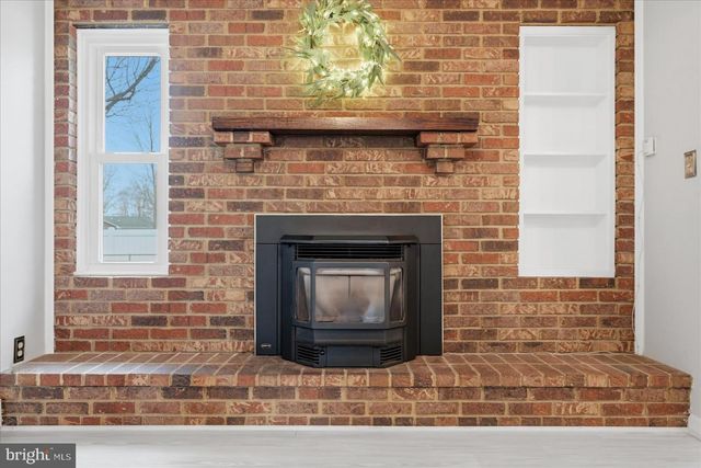 112 ROCKBRIDGE RD, Stephens City, VA 22655