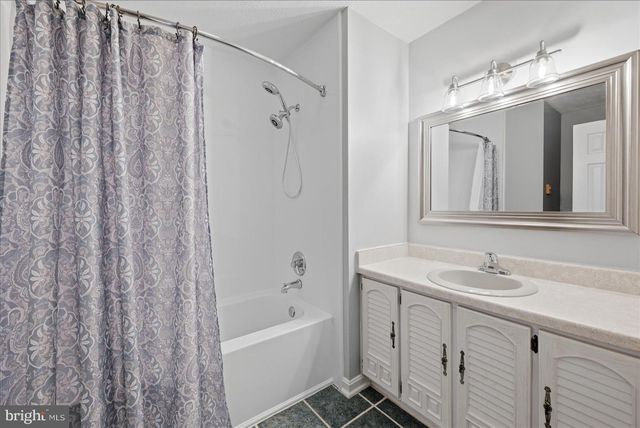 112 ROCKBRIDGE RD, Stephens City, VA 22655