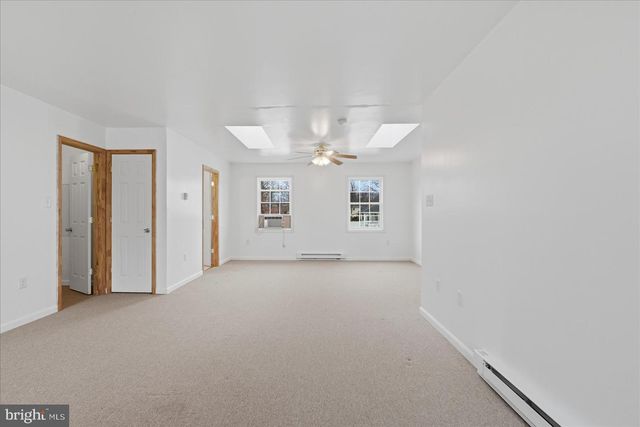 112 ROCKBRIDGE RD, Stephens City, VA 22655