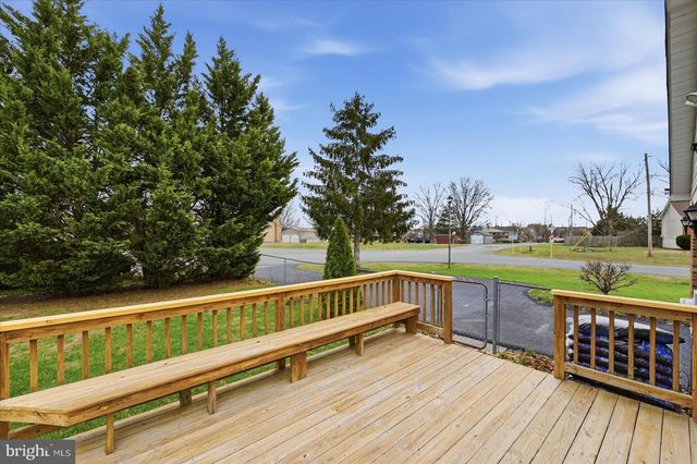 112 ROCKBRIDGE RD, Stephens City, VA 22655