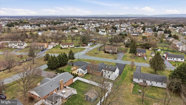 112 ROCKBRIDGE RD, Stephens City, VA 22655