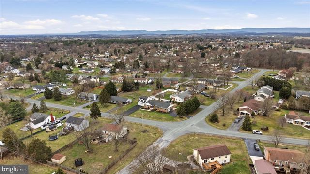 112 ROCKBRIDGE RD, Stephens City, VA 22655