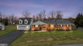 112 ROCKBRIDGE RD, Stephens City, VA 22655
