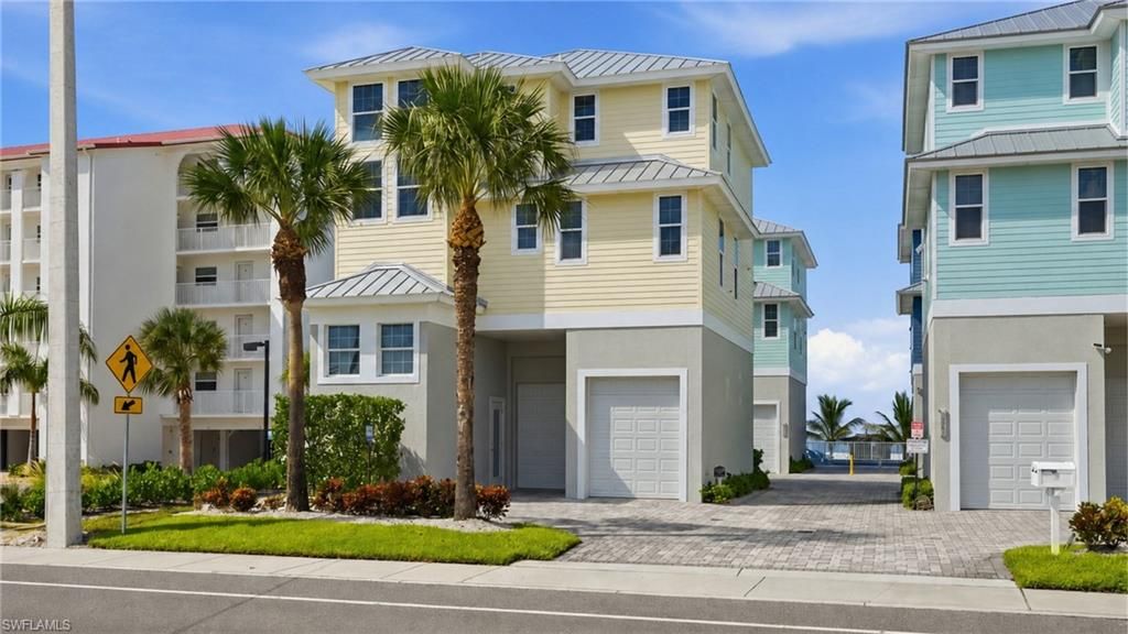 260 Key West CT, FORT MYERS BEACH, FL 33931 — photo 3