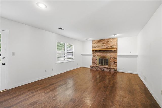 16405 E Gudgell Court, Independence, MO 64055