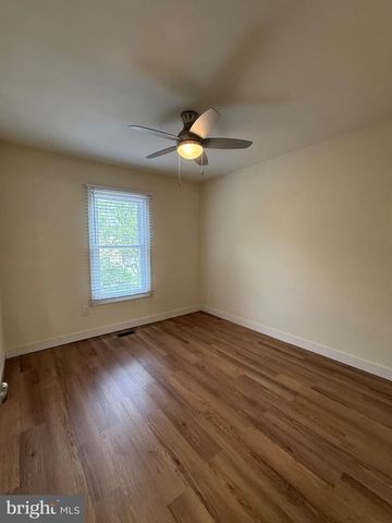 10638 WAKEMAN DR, Fredericksburg, VA 22407
