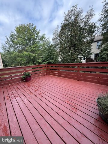 10638 WAKEMAN DR, Fredericksburg, VA 22407