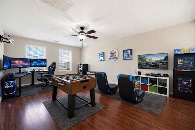 4819 Seaside Sparrow Lane, Baytown, TX 77521