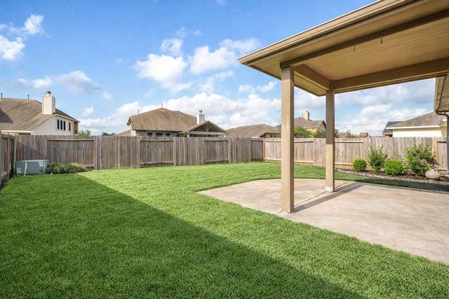 4819 Seaside Sparrow Lane, Baytown, TX 77521