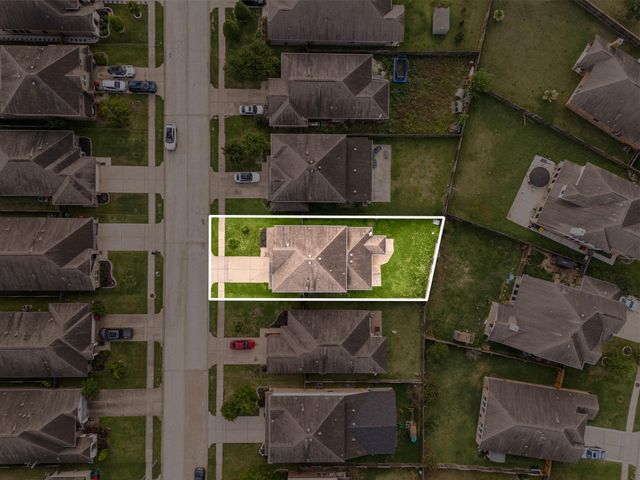 4819 Seaside Sparrow Lane, Baytown, TX 77521