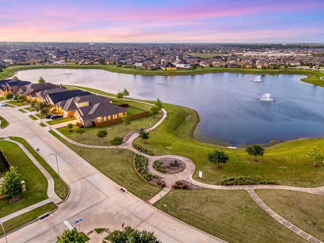 4819 Seaside Sparrow Lane, Baytown, TX 77521