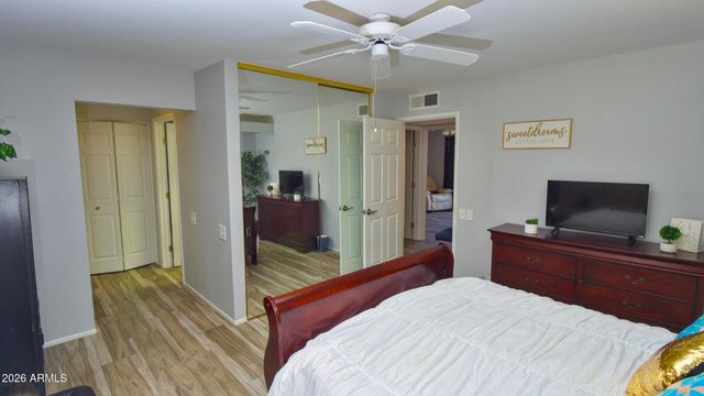 286 LEISURE WORLD --, Mesa, AZ 85206