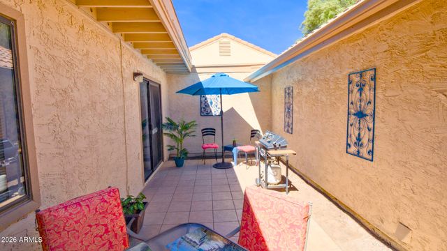 286 LEISURE WORLD --, Mesa, AZ 85206