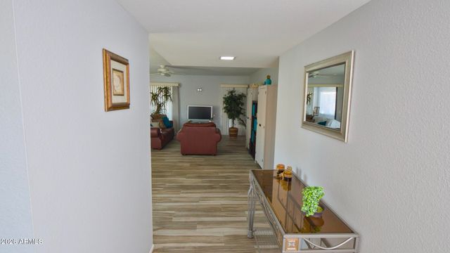 286 LEISURE WORLD --, Mesa, AZ 85206