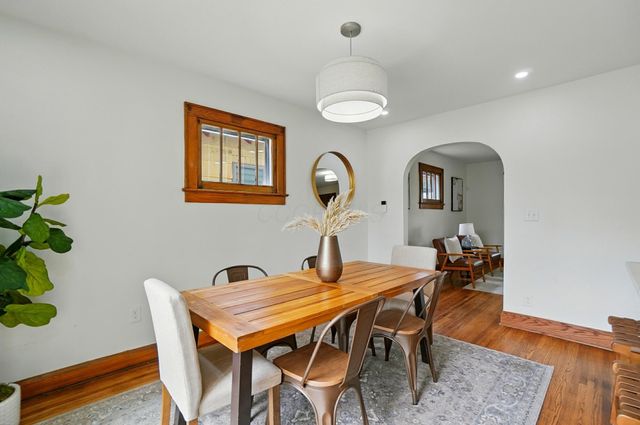 2883 Indianola Avenue, Columbus, OH 43202